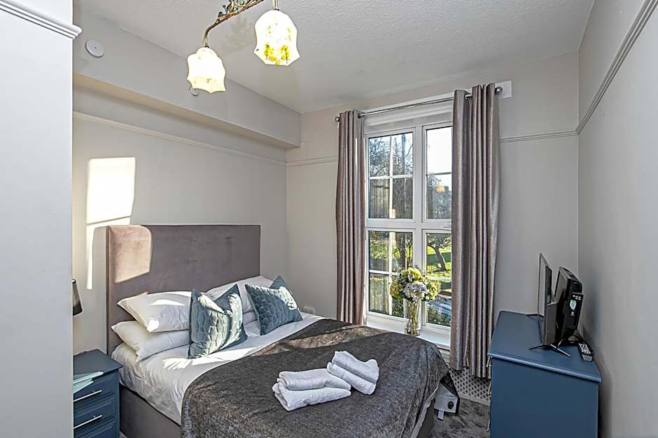 Pages Hotel and Guesthouse