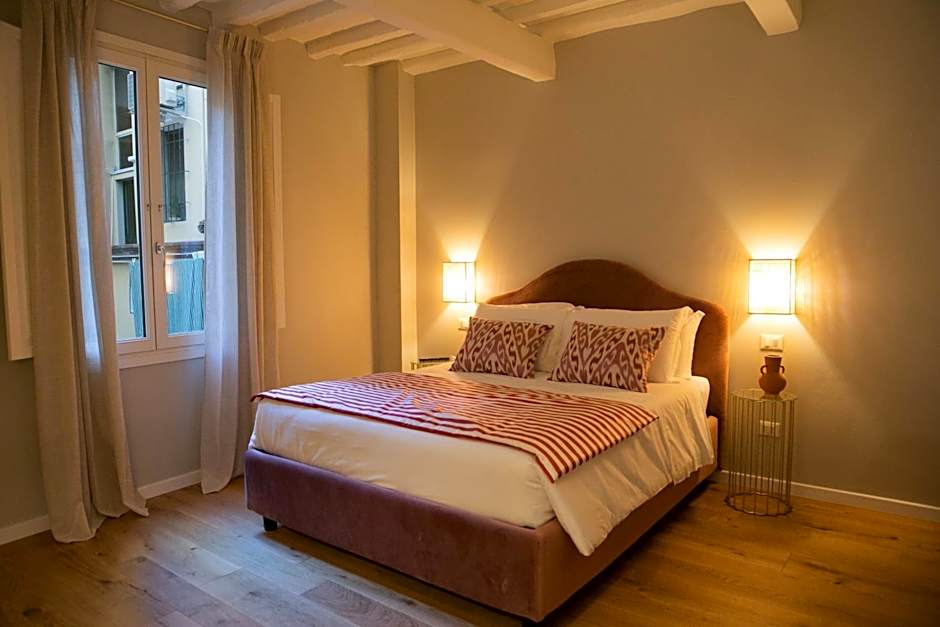 Lunaria Suites - Fyodor Dostoyevsky's house