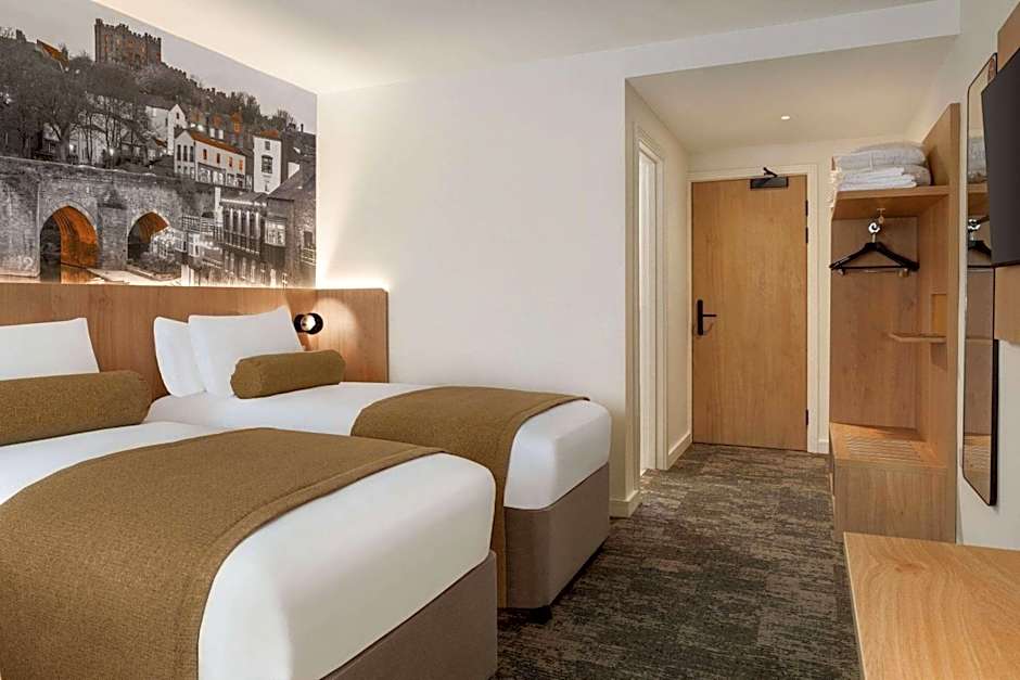 Super 8 by Wyndham Durham