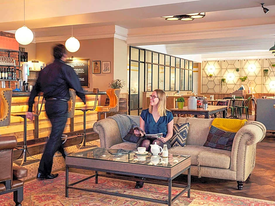 Bristol Grand Hotel By Sunday