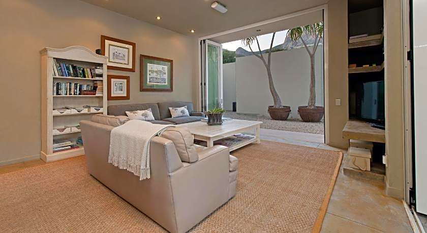 Mosselberg On Grotto Beach Boutique Villa
