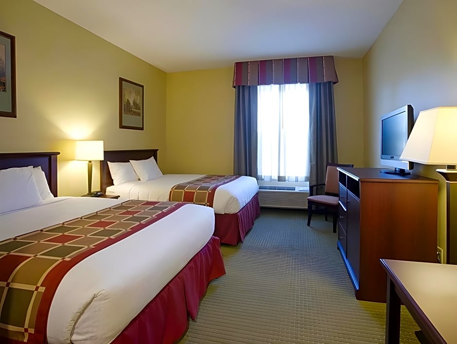 Best Western Plus Ticonderoga Inn & Suites