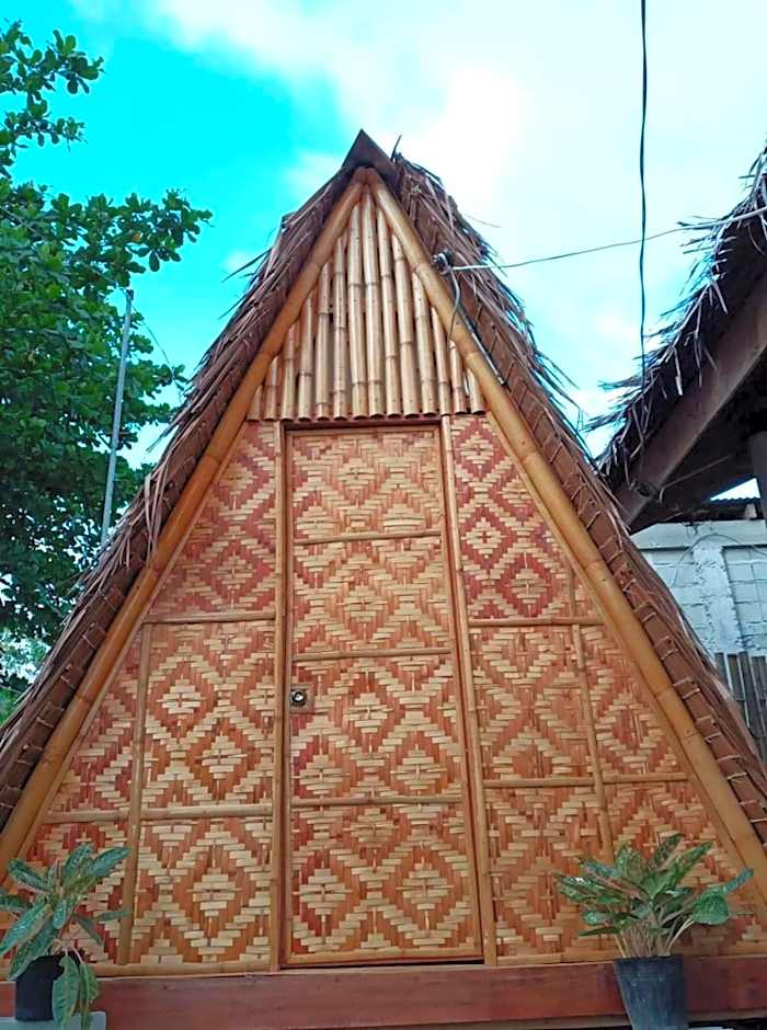 SHUKRAN Apartelle