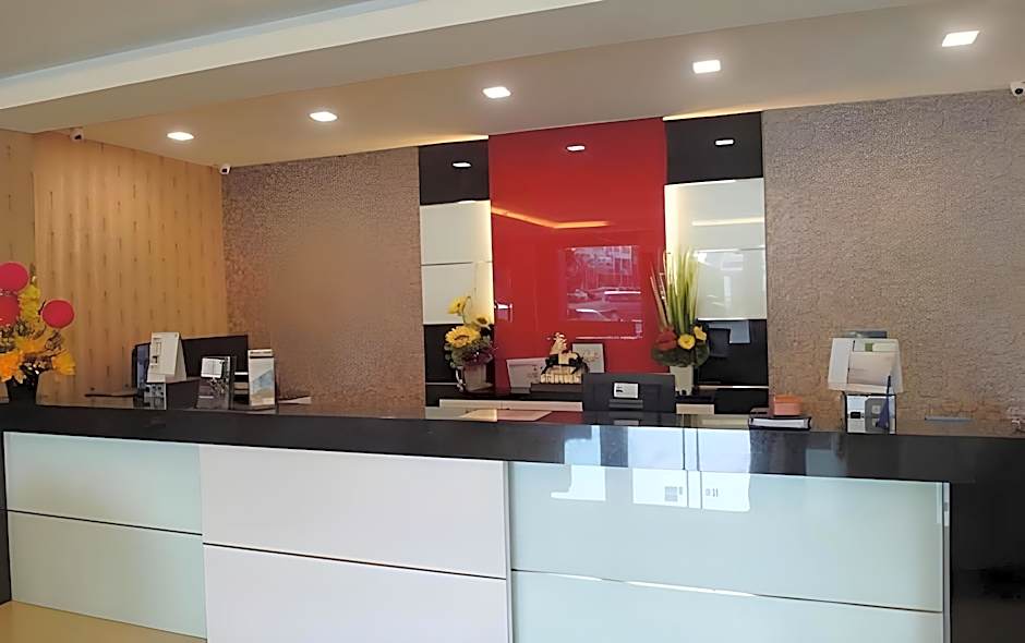 Grand World Hotel