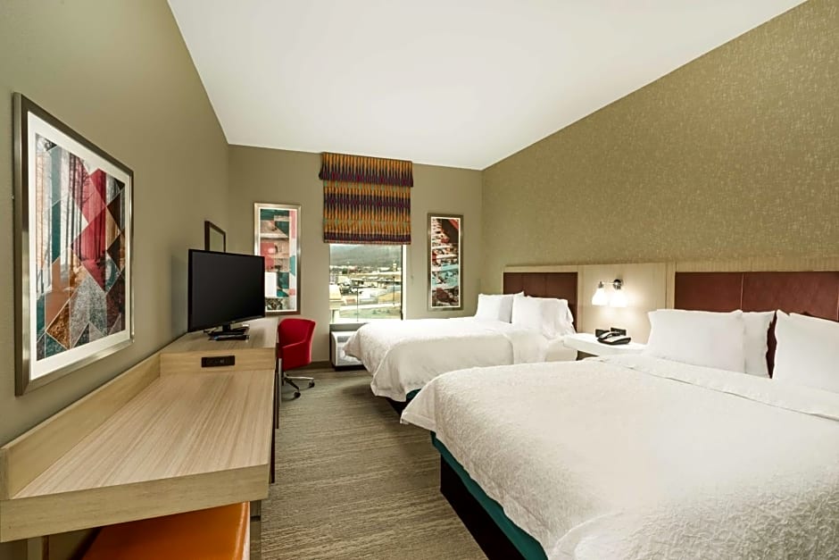 Hampton Inn By Hilton Newport