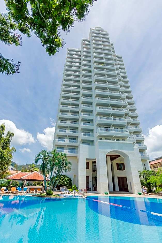 Waterfront Suites Phuket By Centara