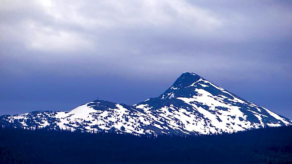 Hotel Civilia Lakeside by Civilia Golf Retreat