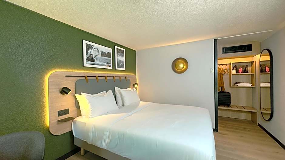 Campanile Epinay Sur Orge Hotel