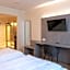 Diamonds Hotel