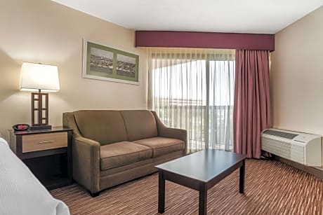 King Room with Balcony and View