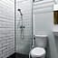 RedDoorz near Lembang Park & Zoo 2