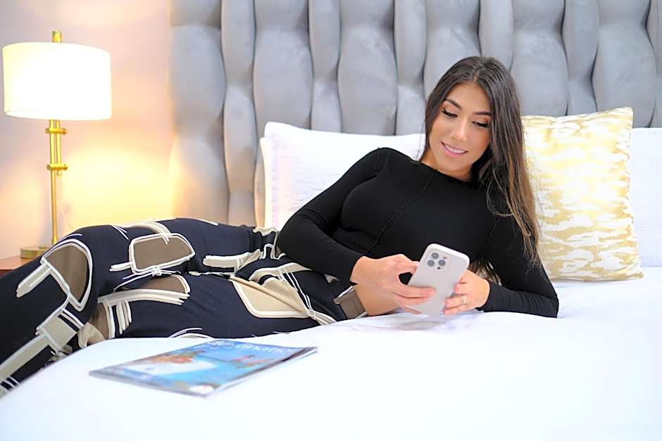 Victoria City Hotel