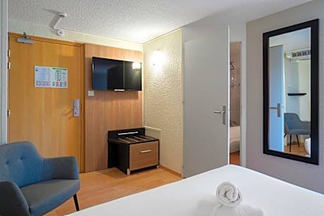 Superior Room - 1 Double Bed