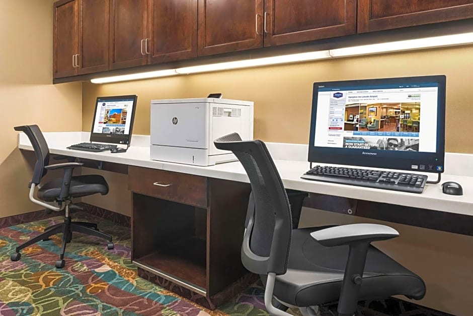 Hampton Inn By Hilton Lincoln Airport