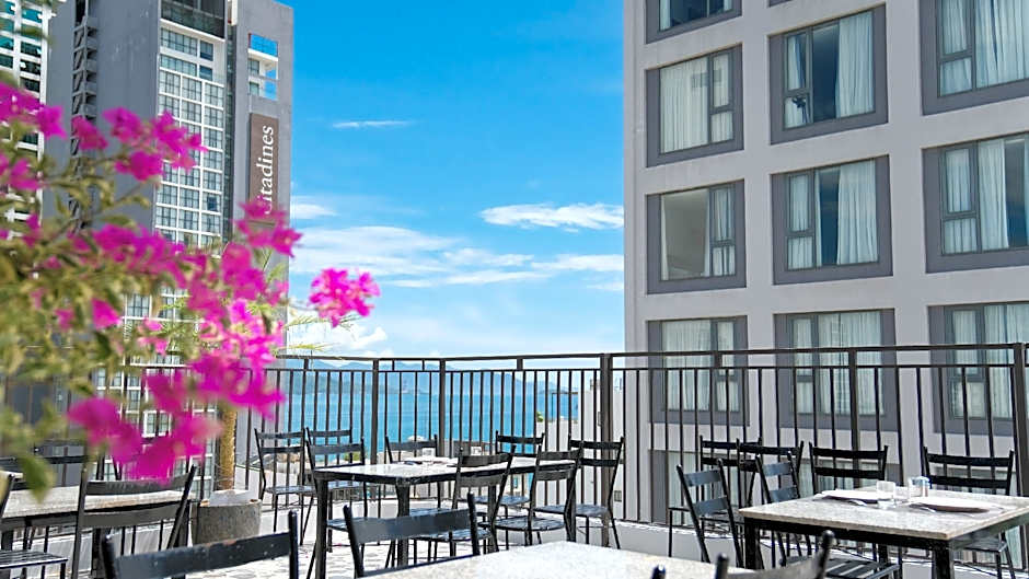 Prague Nha Trang Hotel