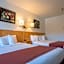 Canadas Best Value Inn- River View Hotel