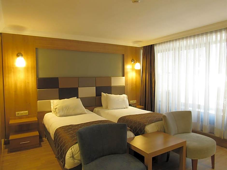 Kadikoy Park Suites