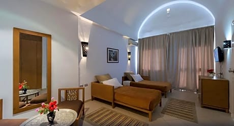 Single room garden view