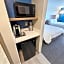 Holiday Inn Express Hotel & Suites Cincinnati-Blue Ash By IHG