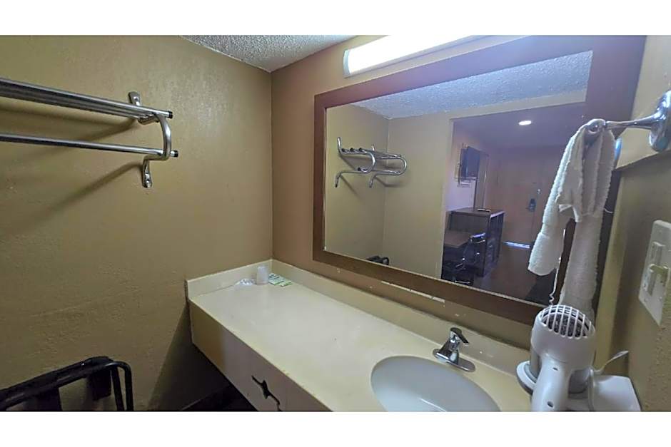 Diamond Inn Motel By OYO Jackson Hwy 80- I-20