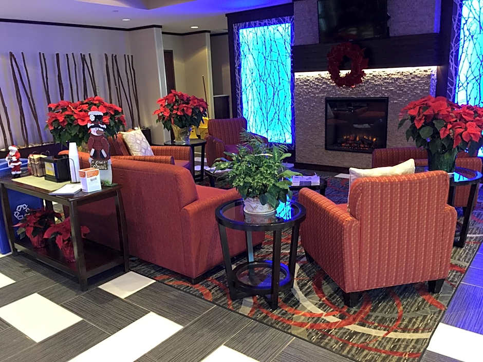 Comfort Suites Uniontown