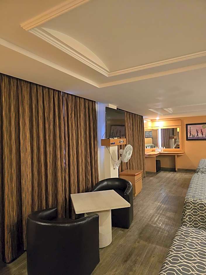 Hotel y Villas Gran Vía, Tultitlán