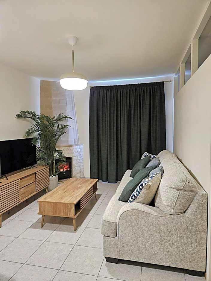 ROOMS by Emmelia Group