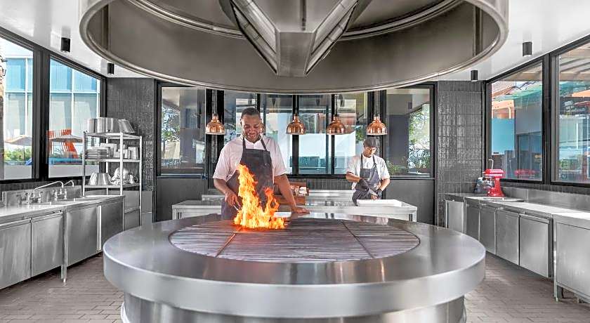 Courtyard Phuket, Patong Beach Resort