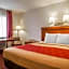 Baymont by Wyndham Lake George
