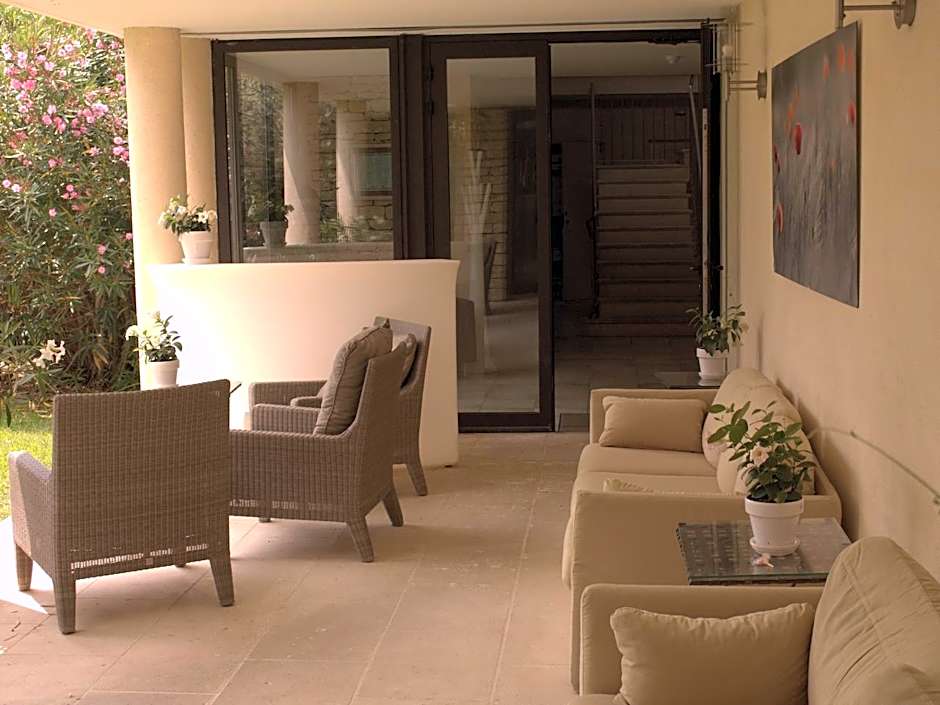 Logis Hotel Carcarille