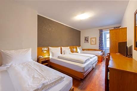 Standard Family Room