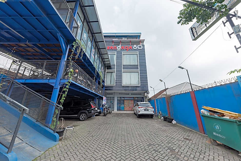 RedDoorz @ Kandaga 80 near Stadium Arcamanik