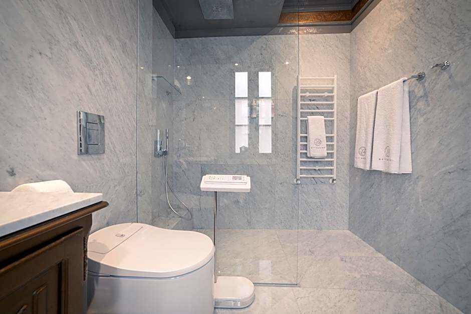 Bey House Royal Hotel