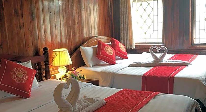 Soutikone Place House 2