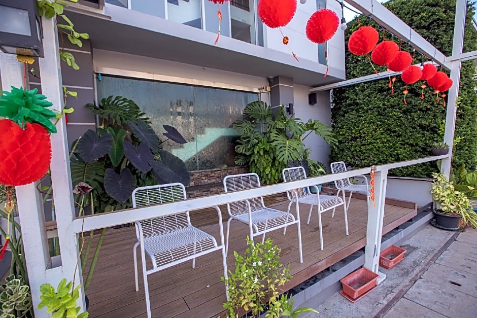 Fun-D City View Hotel