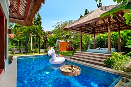 One Bedroom Villa with Private Pool and Bathtub