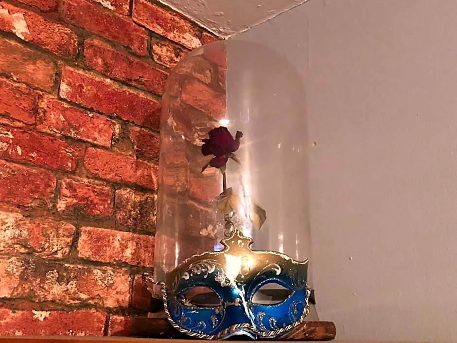 The Clacks Rustic Abode