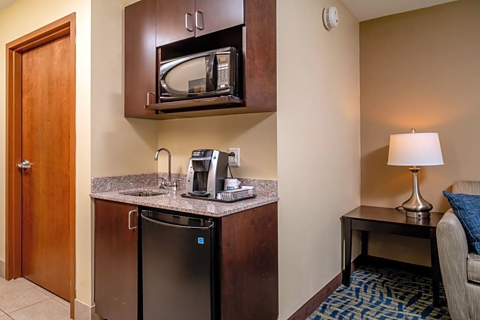 Holiday Inn Express & Suites Lebanon By IHG