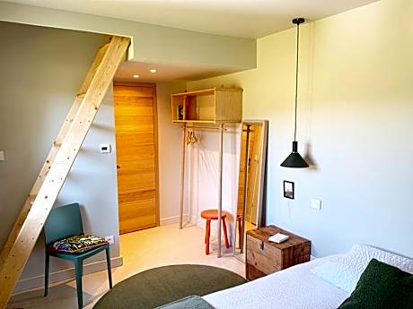 Family Room with Mountain View