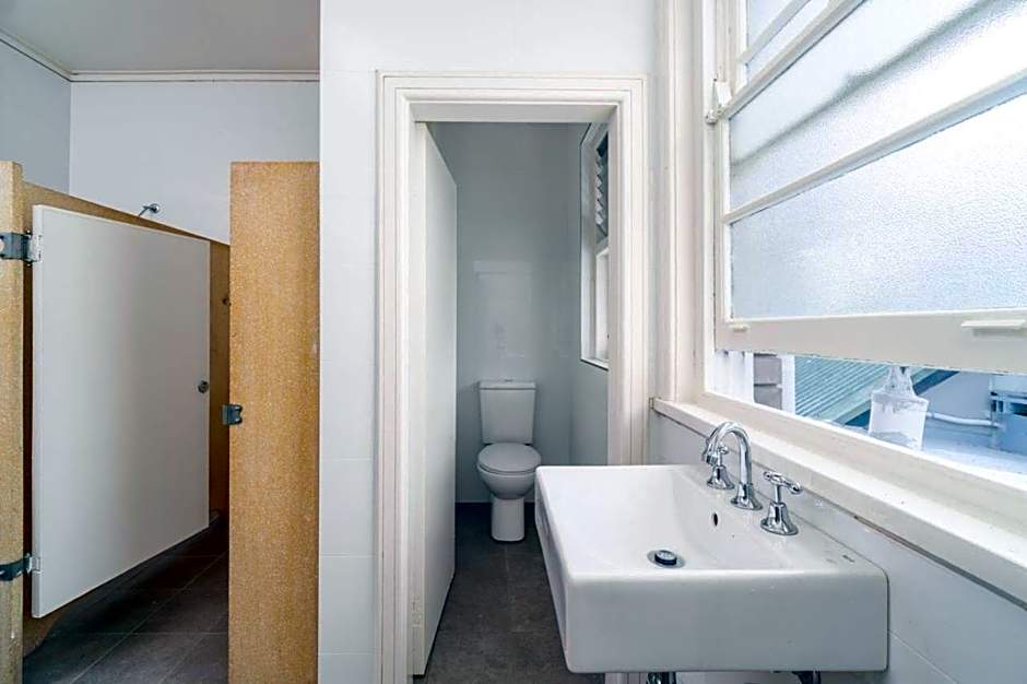 Sydney Junction Hotel