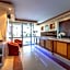 Avra Hotel