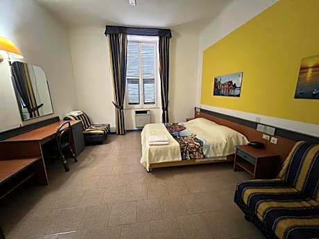 Double or Twin Room with Extra Bed