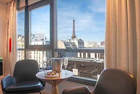 Le Parisis - Paris Tour Eiffel