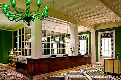 1 King Mediterranean Suite Accessible