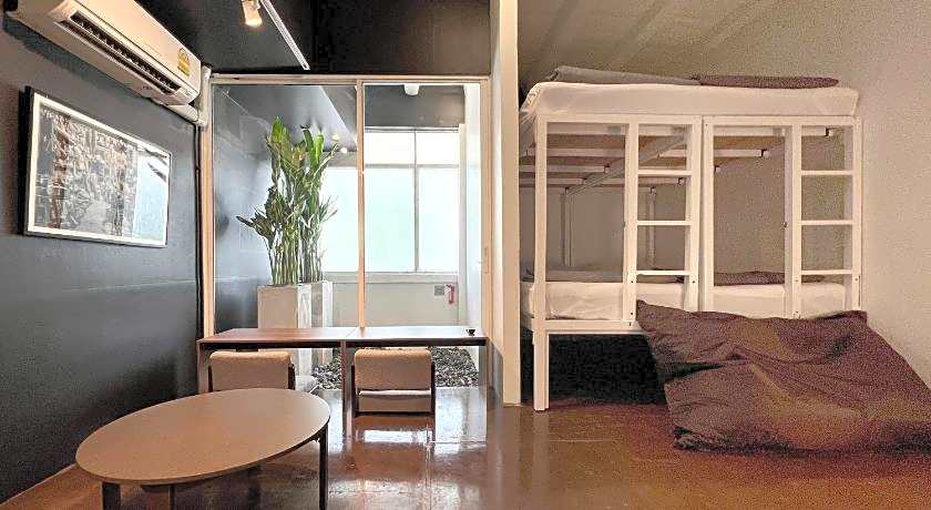 Chatel Samyan - Self check-in
