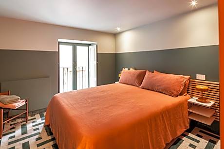 Two-Bedroom Deluxe Apartment with Balcony