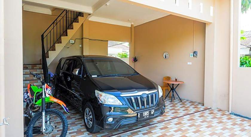 RedDoorz Syariah near Stasiun Gumilir Cilacap