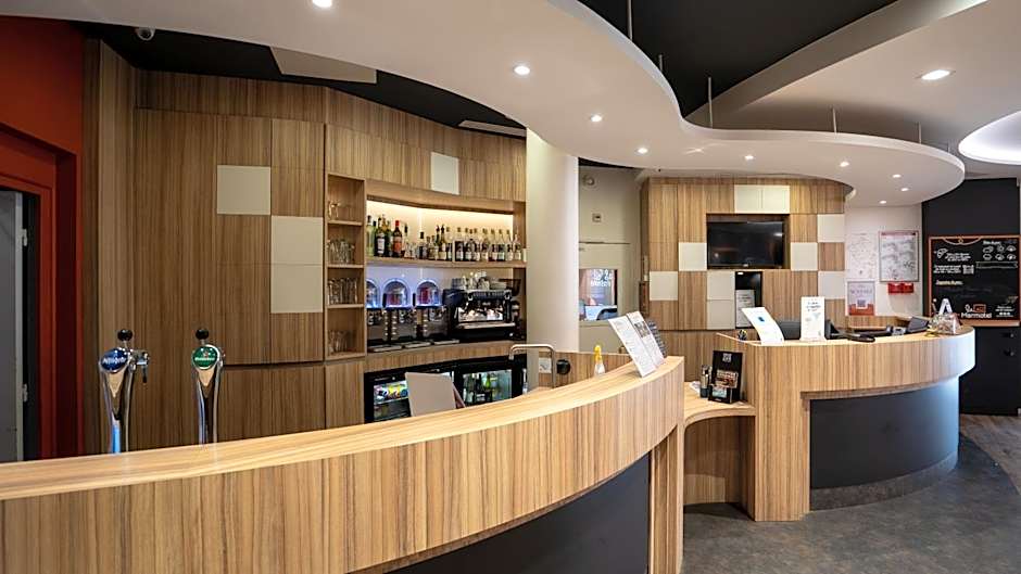 The Originals Boutique, Hotel Le Marmotel, Clermont-Ferrand