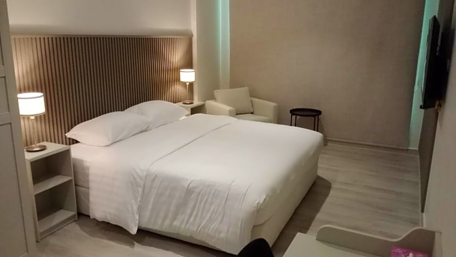 Times Square Suite Hotel