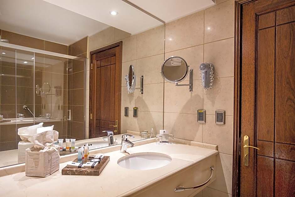 Plaza El Bosque Ebro